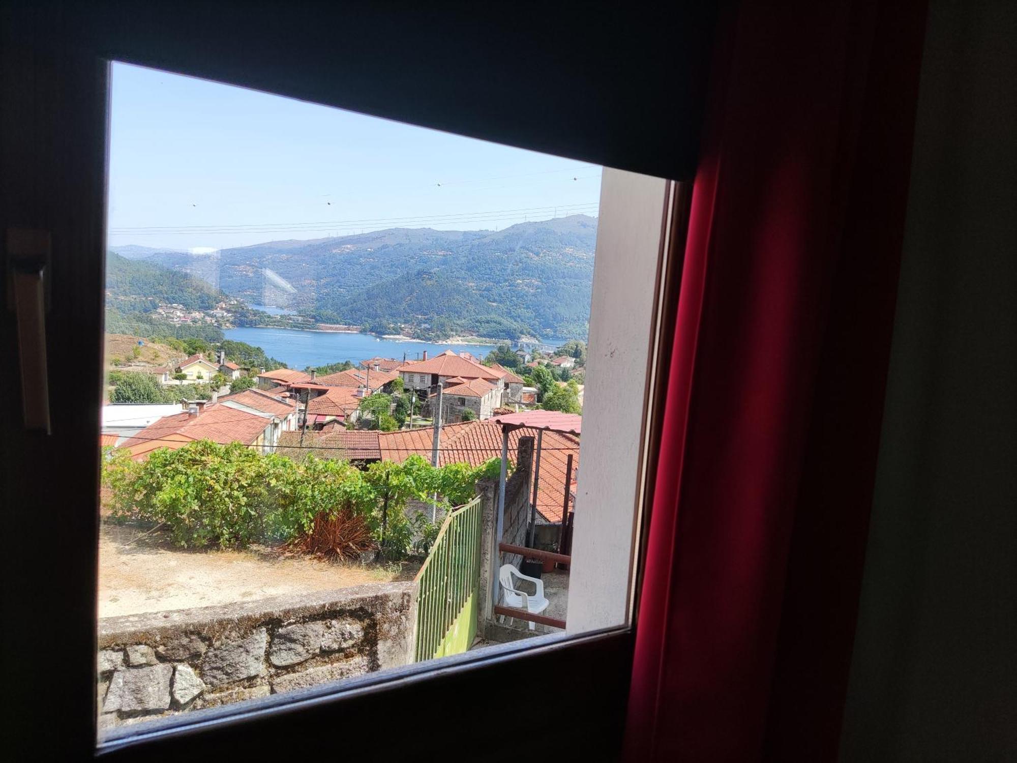 Alojamento Casa Da Eira Geres Bagian luar foto